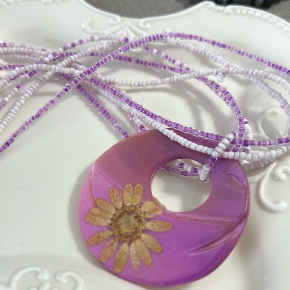 Lot of 16 Vintage Mixed Jewelry Items Purple/Blue/Grey Glass Stones Acrylic Etc - Picture 17 of 17